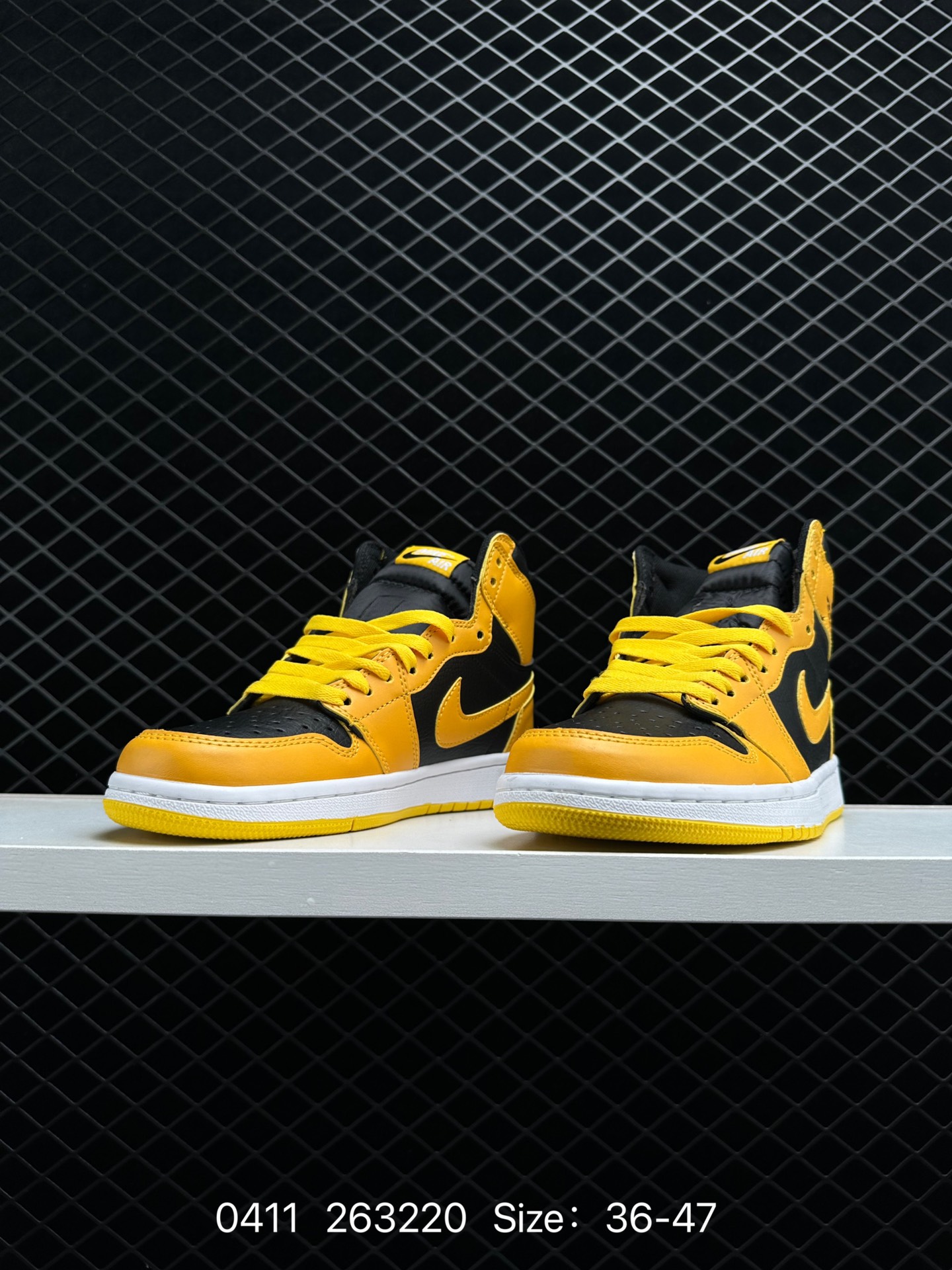 Air Jordan 1 Retro High OG “Dark Mocha”